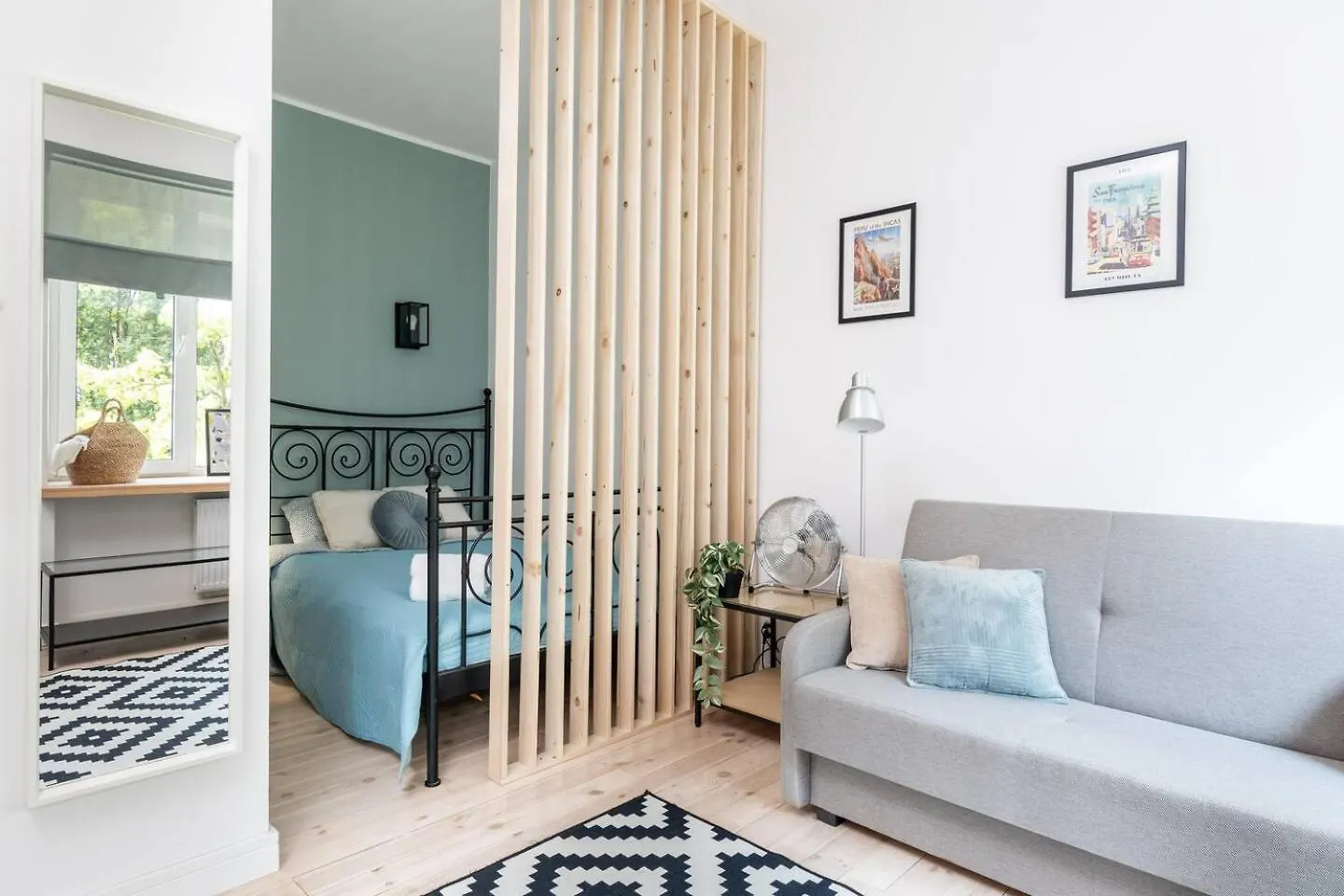 Gigi Studio Deluxe Mokotow Varsovie Pologne